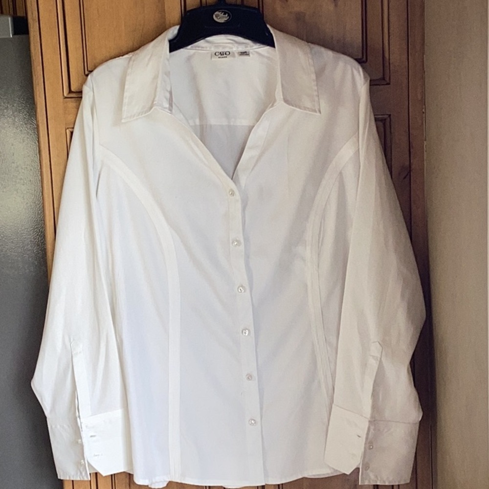 FINAL SALE PRICE Creamy White Cato LS Button Down Blouse in 22/24W